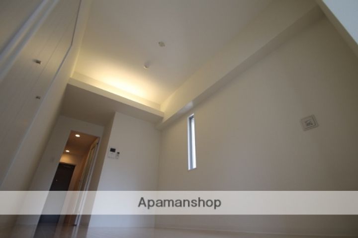 オリエンタル江坂の内装