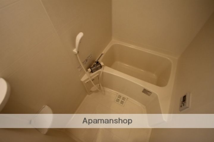 オリエンタル江坂の風呂