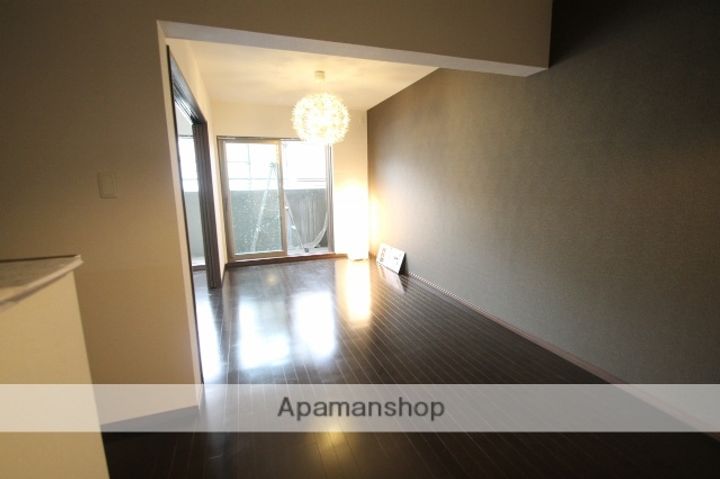 大阪府吹田市穂波町の賃貸マンションの内装