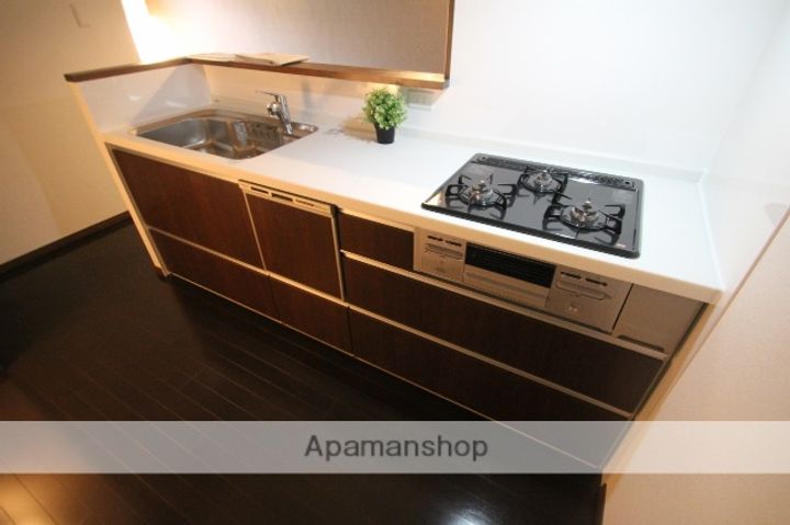 大阪府吹田市穂波町の賃貸マンションのキッチン