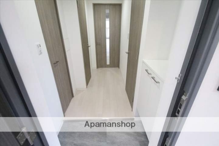 アルバ・トルナーレ江坂の玄関