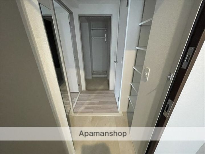 ARTIZA緑地公園の玄関