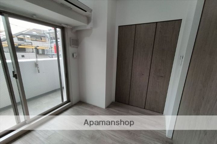 ARTIZA緑地公園の内装