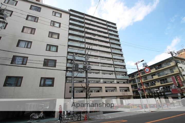 レジディア新大阪の外観