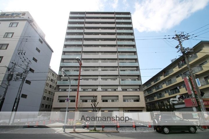 レジディア新大阪の外観