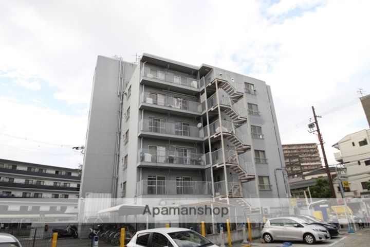 上新庄ビューハイツの外観