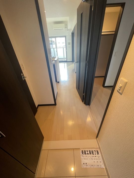 エステムコート難波WESTSIDEIIベイフレックスの玄関