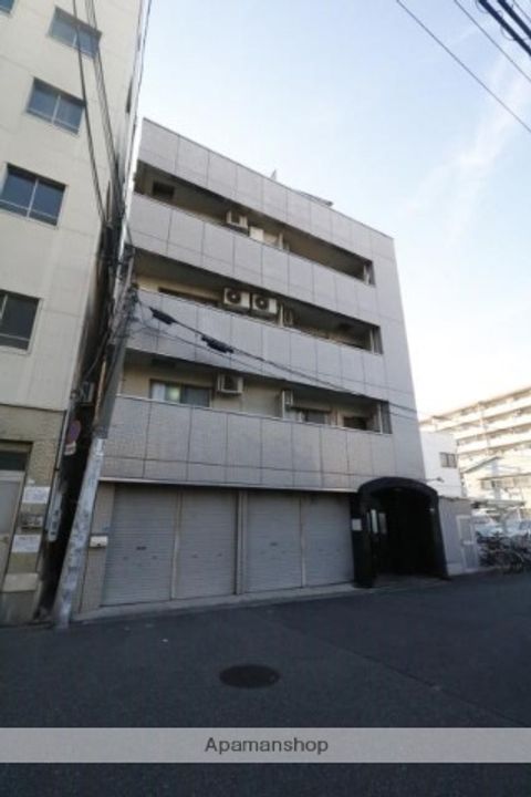 共栄マンションの外観