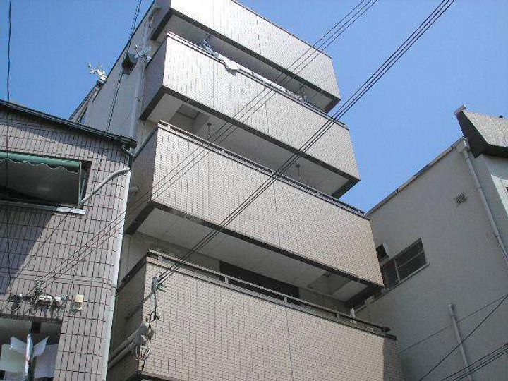 メゾンシルクの外観