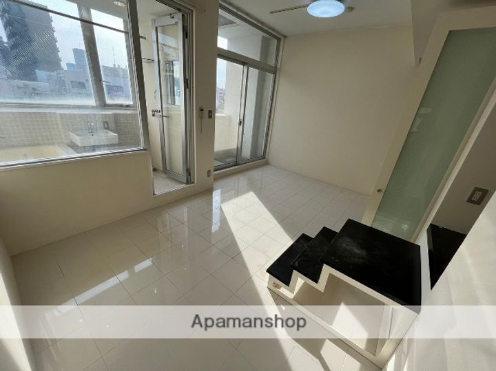 U RESIDENCE弁天町の内装