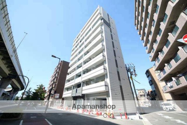 セオリー大阪ベイシティの外観