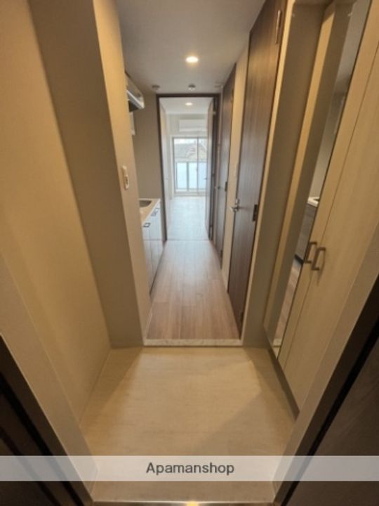 エスリード弁天町桜通レジデンスの玄関