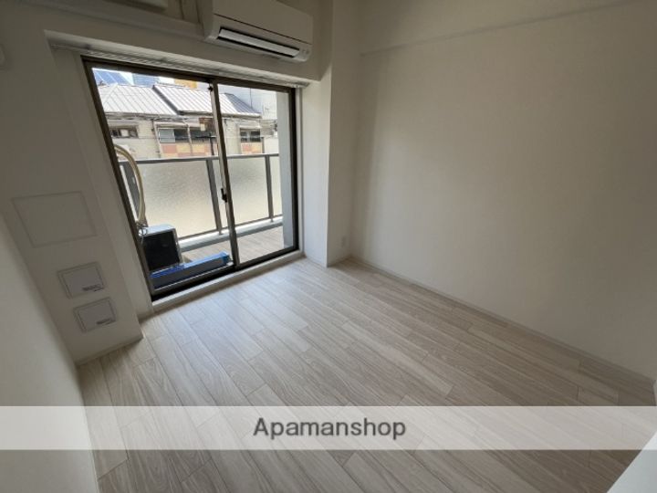 エスリード弁天町桜通レジデンスの居間