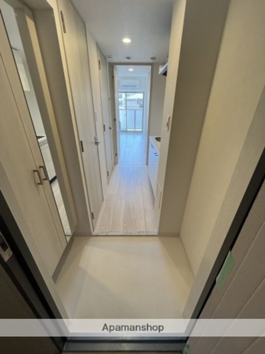 エスリード弁天町桜通レジデンスの玄関