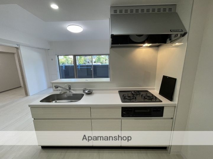 メゾンドボヌール弁天町のキッチン