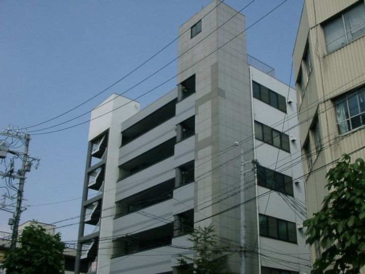 ポートビル坂本の外観