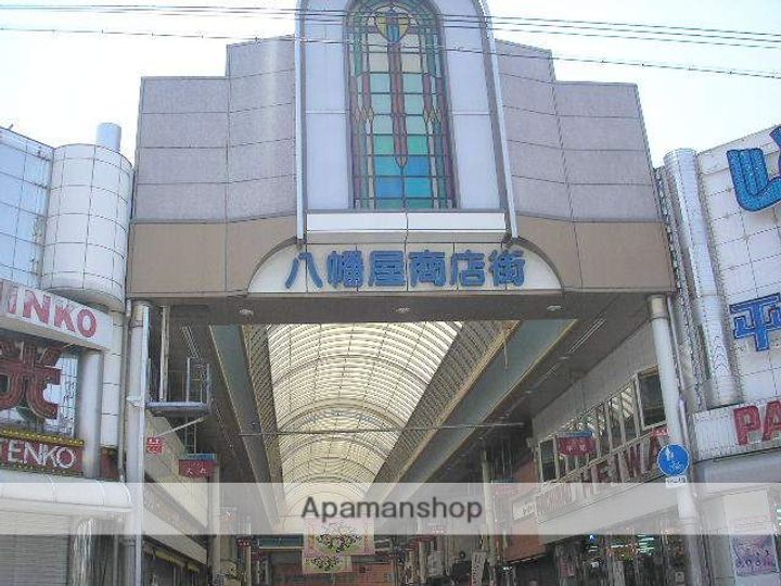 ティアラ港の周辺
