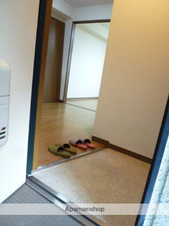 ティアラ港の玄関
