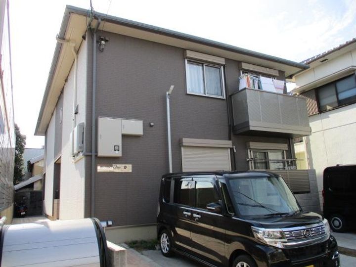 モモワンハウス202号室の外観