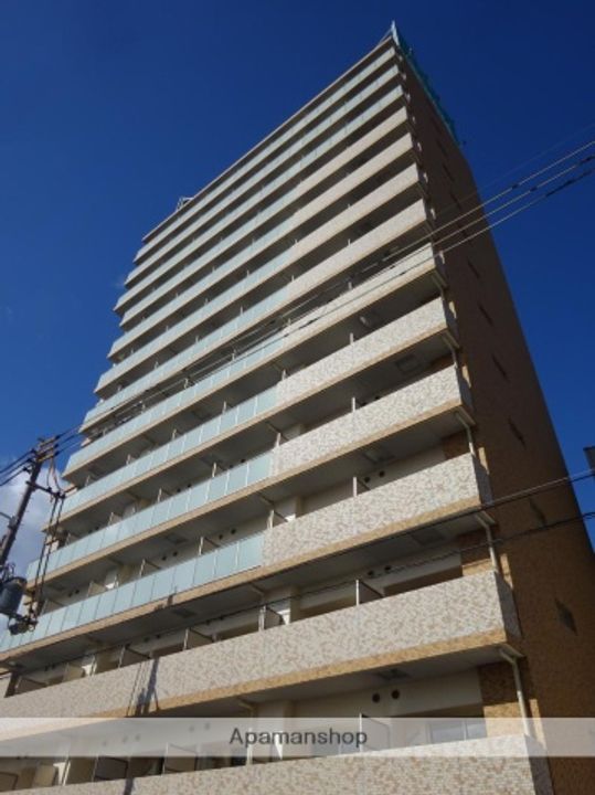 LADOUCEUR北巽の外観