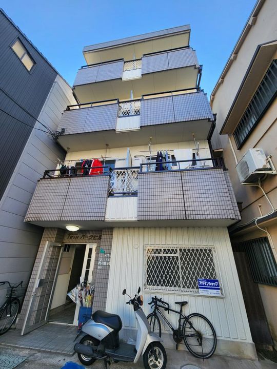 ツインパークヒル403の外観