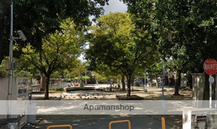 メゾン ド セリジエの周辺