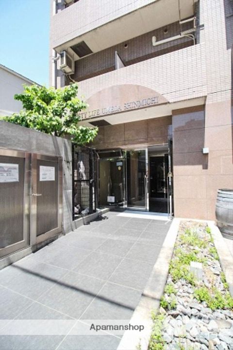 大阪府大阪市北区兎我野町の賃貸マンションの外観