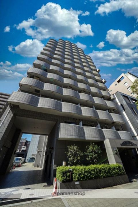 大阪府大阪市北区浪花町の賃貸マンションの外観