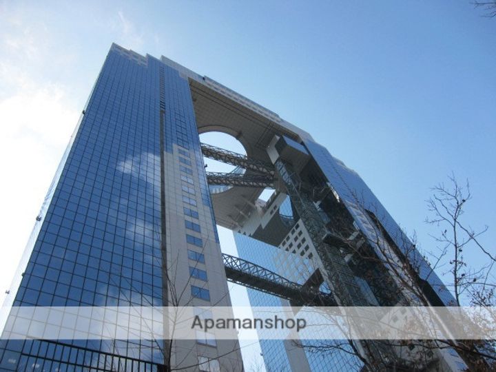 大阪府大阪市北区南扇町の賃貸マンションの周辺