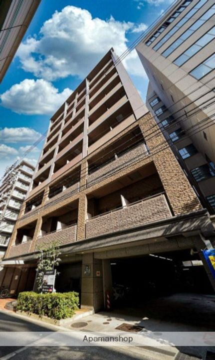 大阪府大阪市北区末広町の賃貸マンションの外観