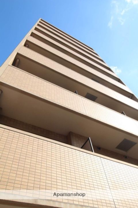 大阪府大阪市北区大淀中1丁目の賃貸マンションの外観