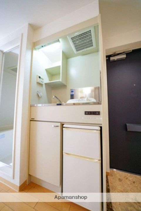 大阪府大阪市北区西天満3丁目の賃貸マンションのキッチン