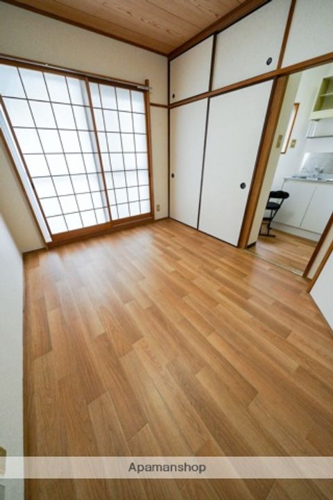 大阪府大阪市北区豊崎6丁目の賃貸マンションの居間