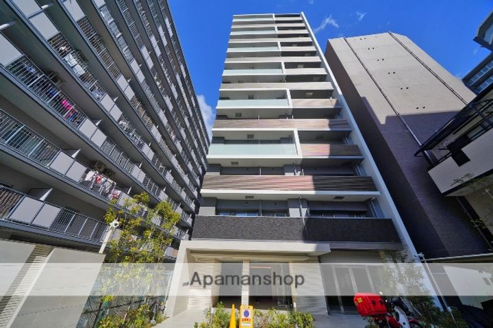 大阪府大阪市北区同心2丁目の賃貸マンションの外観