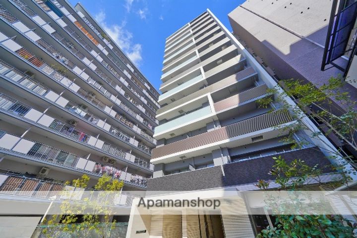 大阪府大阪市北区同心2丁目の賃貸マンションの外観