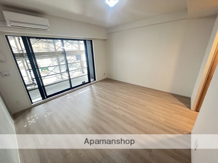 大阪府大阪市北区大淀中5丁目(マンション)の賃貸物件の居間