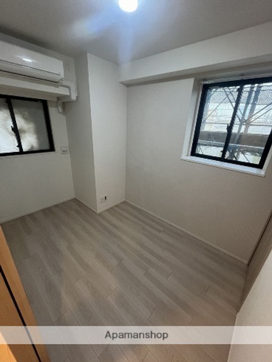 大阪府大阪市北区大淀中5丁目(マンション)の賃貸物件の居間