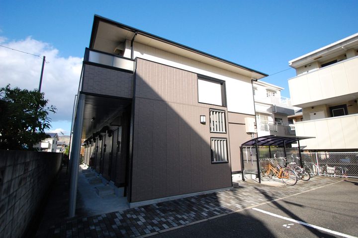 ソレーユ小野原205号室の外観