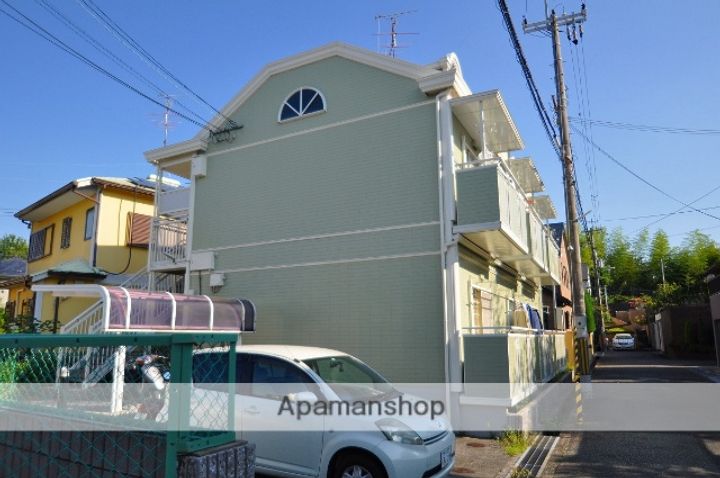 大阪府箕面市小野原東5丁目の賃貸アパートの外観