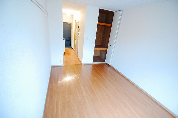 ル・クレールⅠ208号室の居間