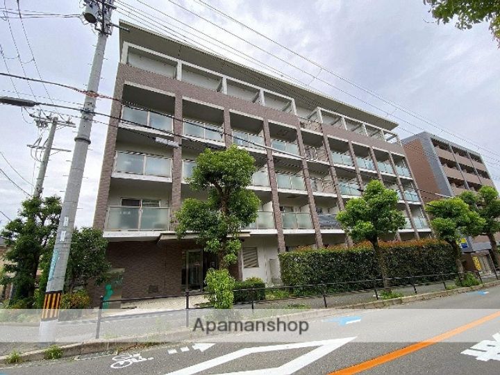 大阪府箕面市小野原東2丁目の賃貸マンションの外観