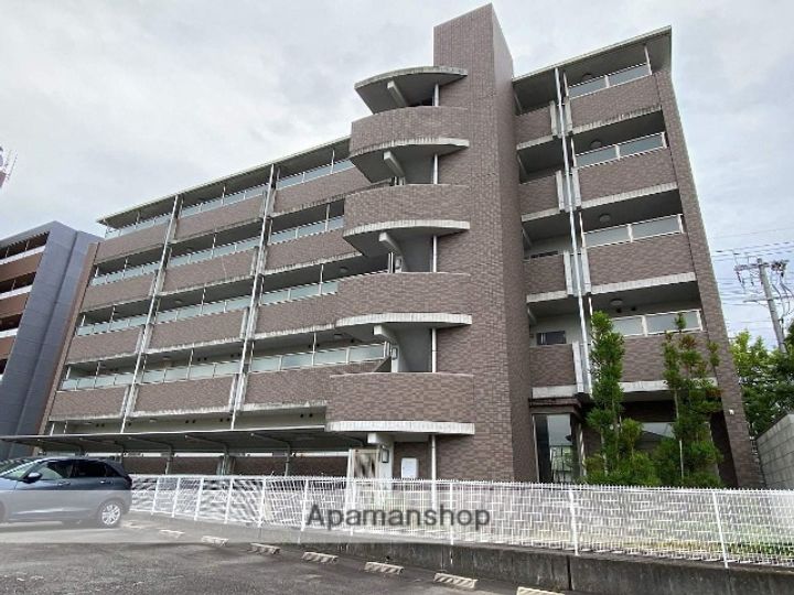 大阪府箕面市小野原東2丁目の賃貸マンションの外観