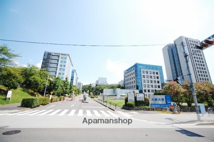 大阪府箕面市小野原東2丁目の賃貸マンションの周辺