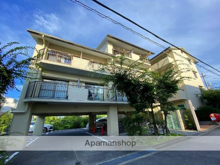 大阪府箕面市小野原東2丁目の賃貸マンションの外観