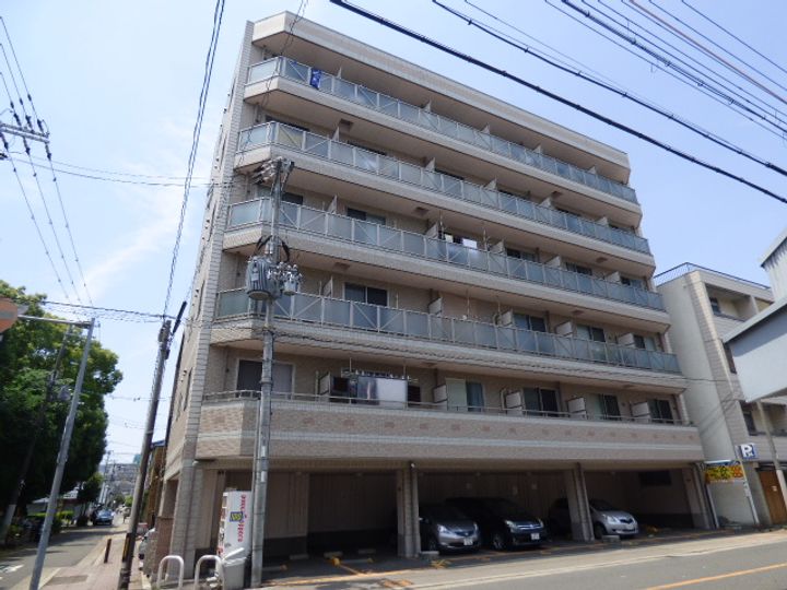 大阪府大阪市生野区新今里2丁目の賃貸マンションの外観