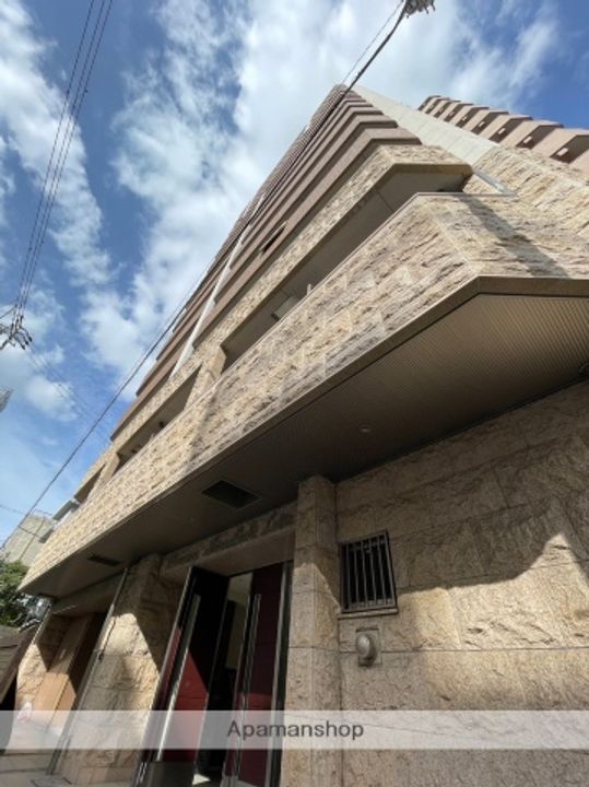 大阪府大阪市中央区島之内1丁目の賃貸マンションの外観