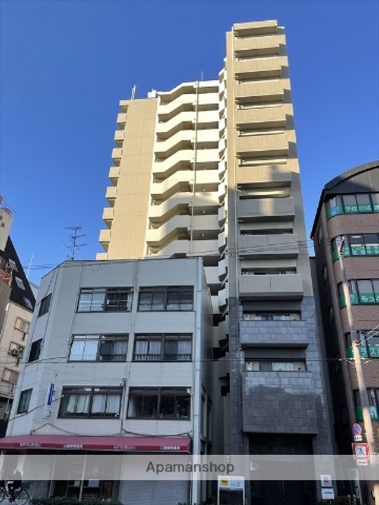 大阪府大阪市中央区玉造2丁目の賃貸マンションの外観