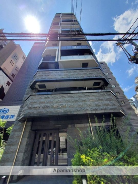 大阪府大阪市中央区釣鐘町2丁目の賃貸マンションの外観