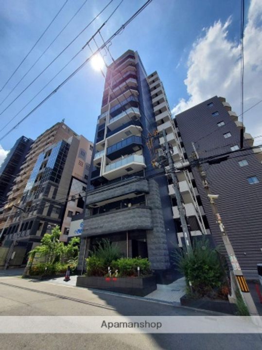 大阪府大阪市中央区釣鐘町2丁目の賃貸マンションの外観
