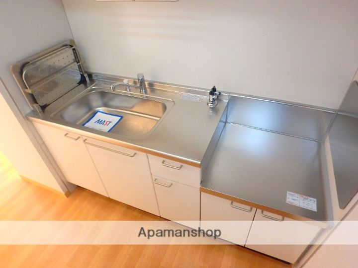 シャーメゾンひえ島のキッチン